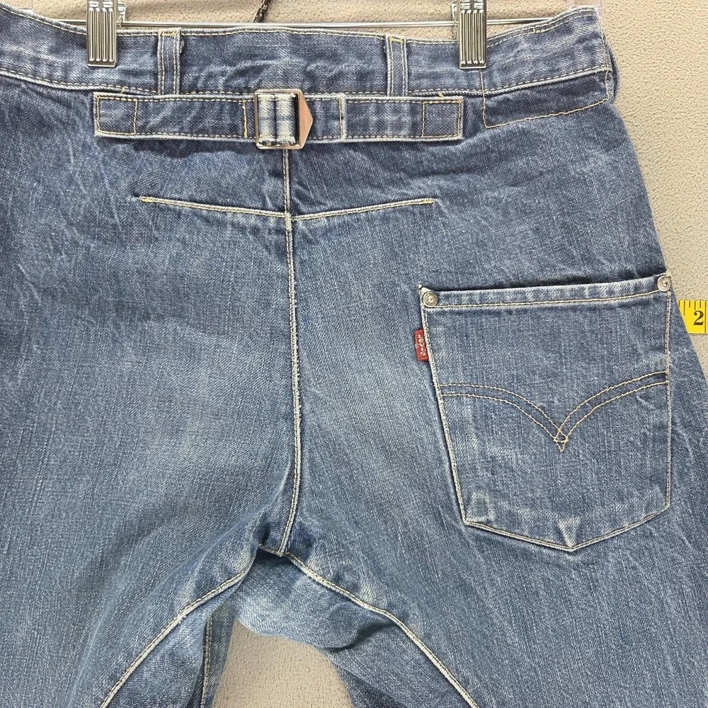 VTG Levis Engineered Shorts Mens 30 Blue Buckle Back Twisted Jorts 12